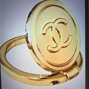 Chanel BEAUTE’ Phone ring /stand Brand New